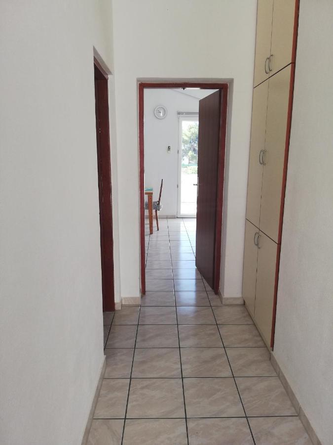 Apartments And Rooms With Parking Space Zavala, Hvar - 128 イェルサ エクステリア 写真