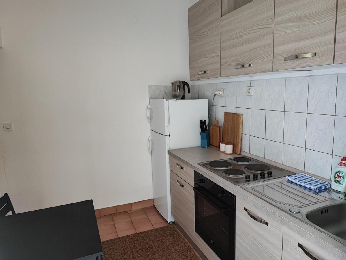 Apartments And Rooms With Parking Space Zavala, Hvar - 128 イェルサ エクステリア 写真